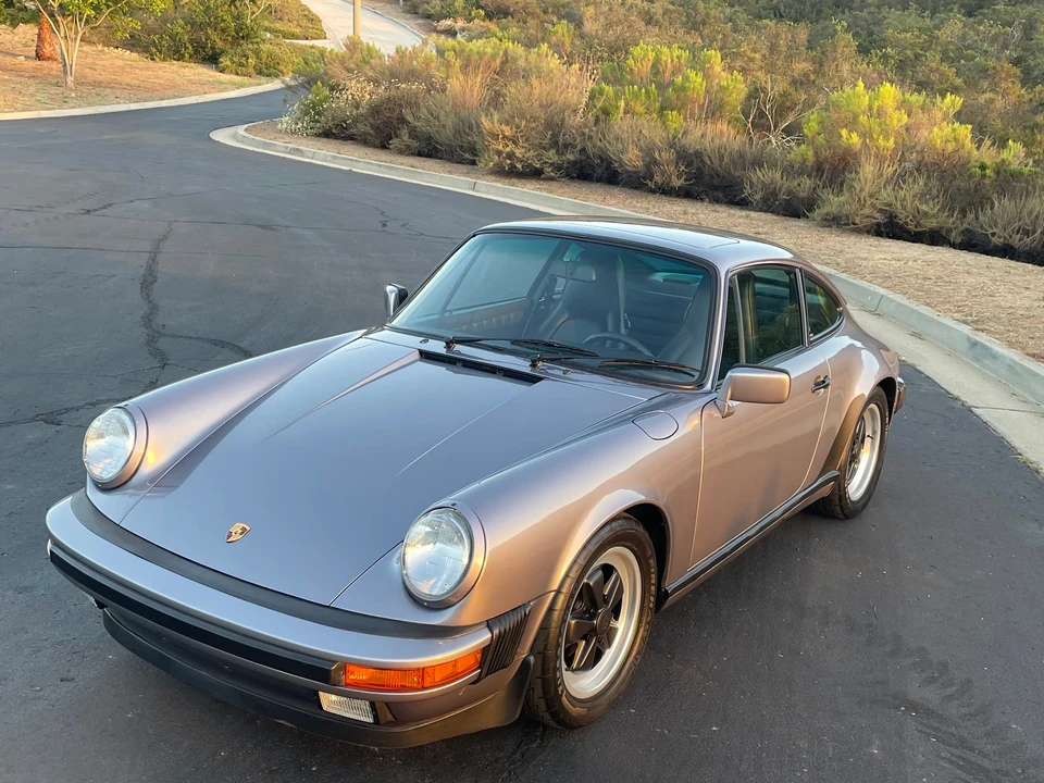1987 Porsche 911 Carrera 3.2 - Image 2 of 31