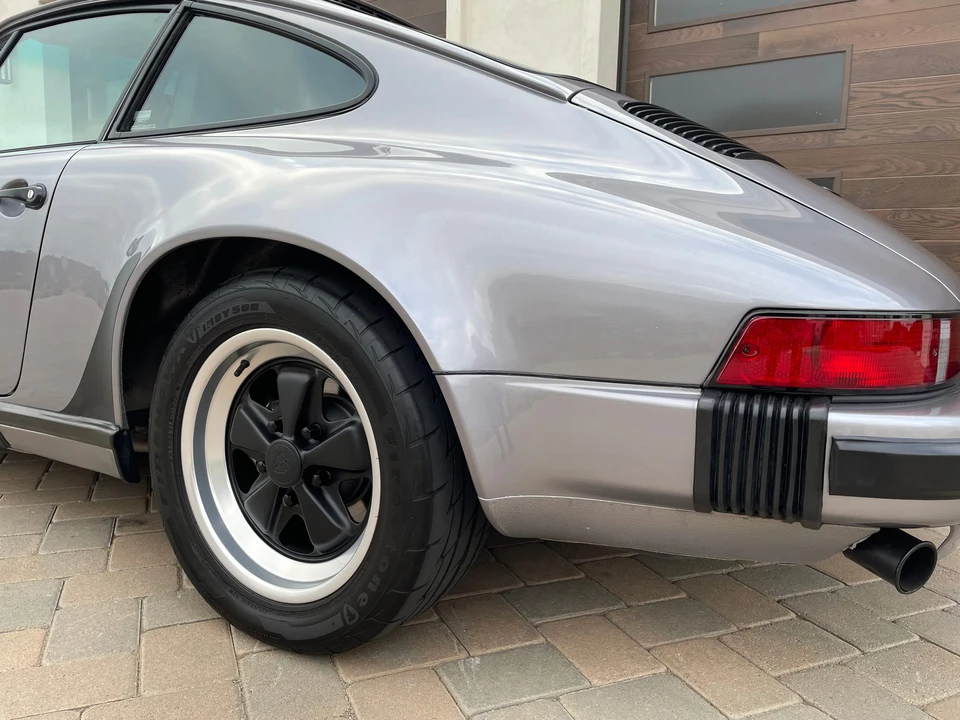 1987 Porsche 911 Carrera 3.2 - Image 25 of 31
