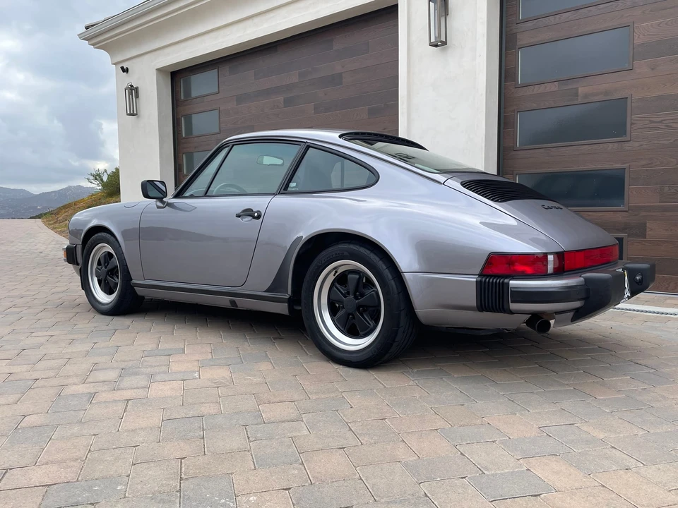 1987 Porsche 911 Carrera 3.2 - Image 13 of 31