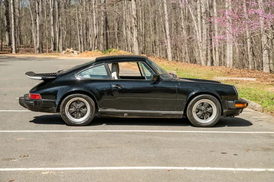 1987 Porsche 911 Carrera 3.2 - Image 4 of 31