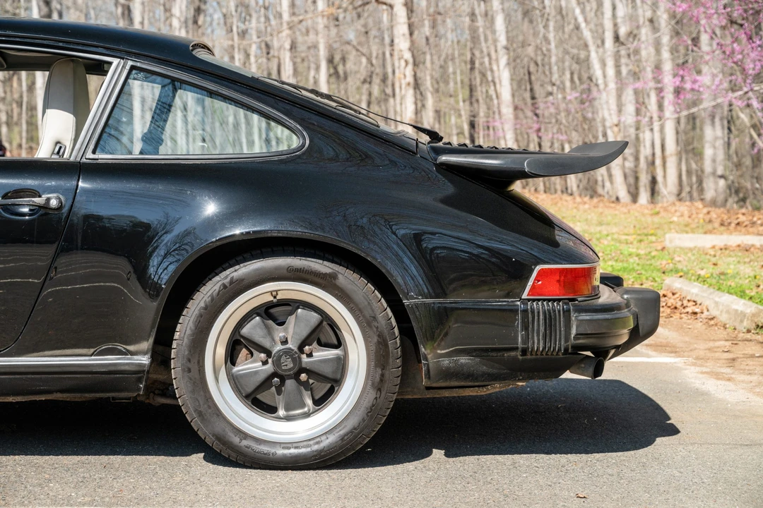 1987 Porsche 911 Carrera 3.2 - Image 10 of 31