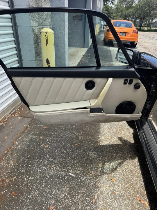1987 Porsche 911 Carrera 3.2 - Image 29 of 31