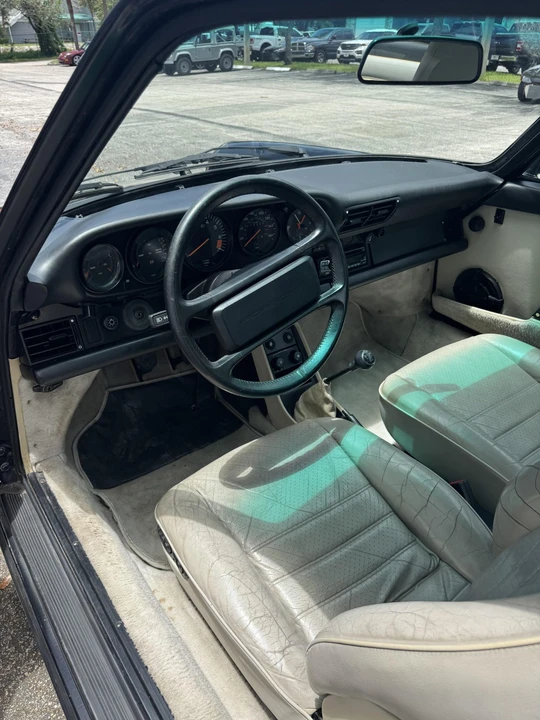 1987 Porsche 911 Carrera 3.2 - Image 24 of 31