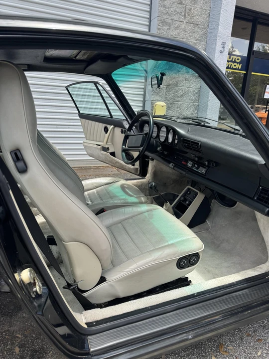1987 Porsche 911 Carrera 3.2 - Image 23 of 31