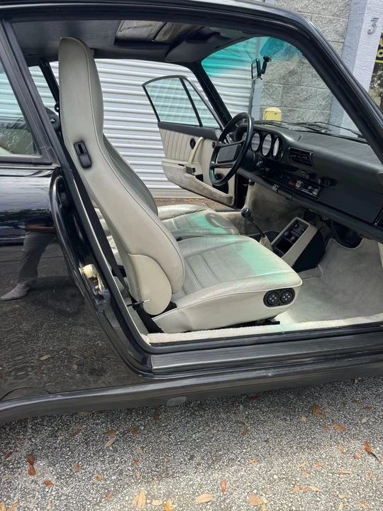 1987 Porsche 911 Carrera 3.2 - Image 22 of 31