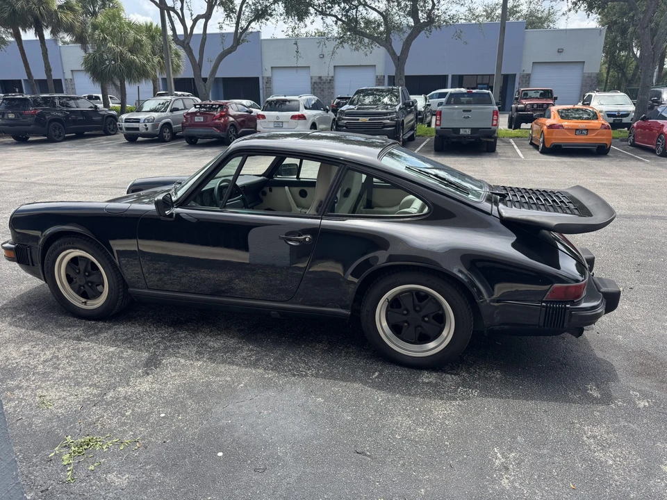 1987 Porsche 911 Carrera 3.2 - Image 7 of 31