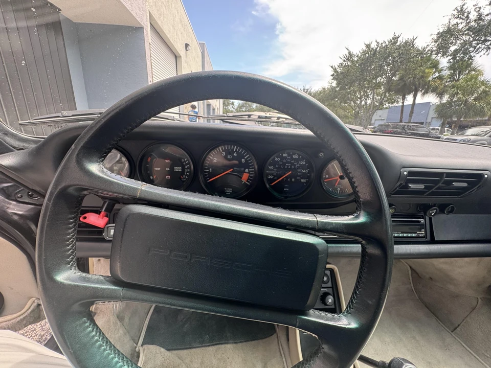 1987 Porsche 911 Carrera 3.2 - Image 25 of 31