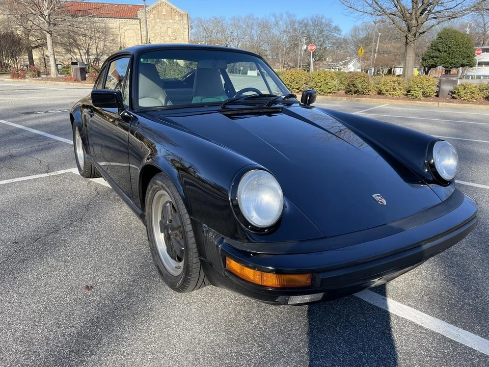 1987 Porsche 911 Carrera 3.2 - Image 16 of 31