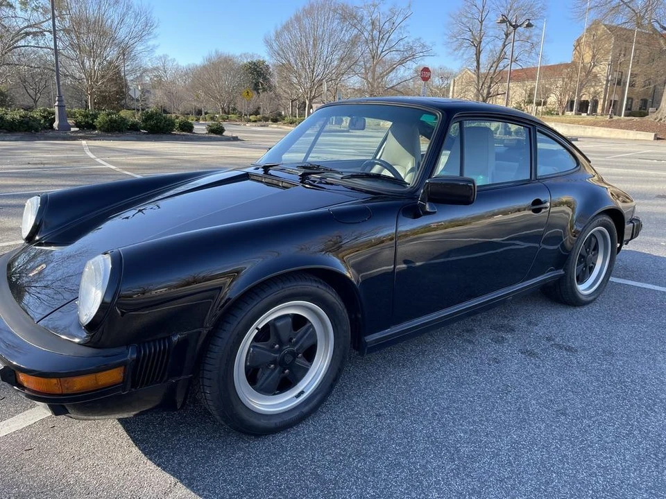 1987 Porsche 911 Carrera 3.2 - Image 4 of 31
