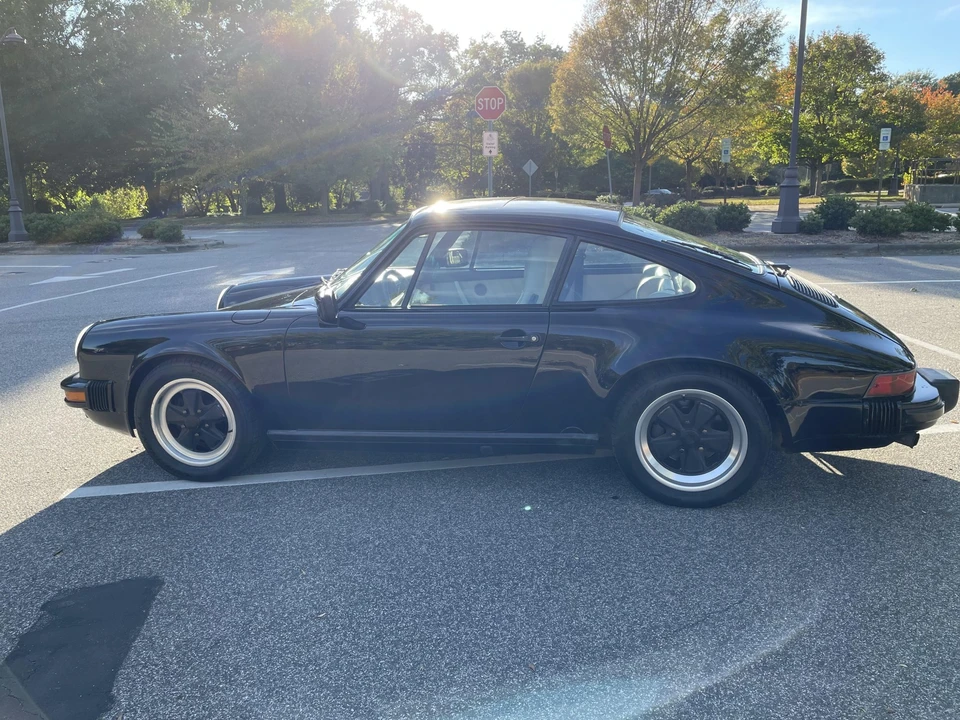 1987 Porsche 911 Carrera 3.2 - Image 7 of 31