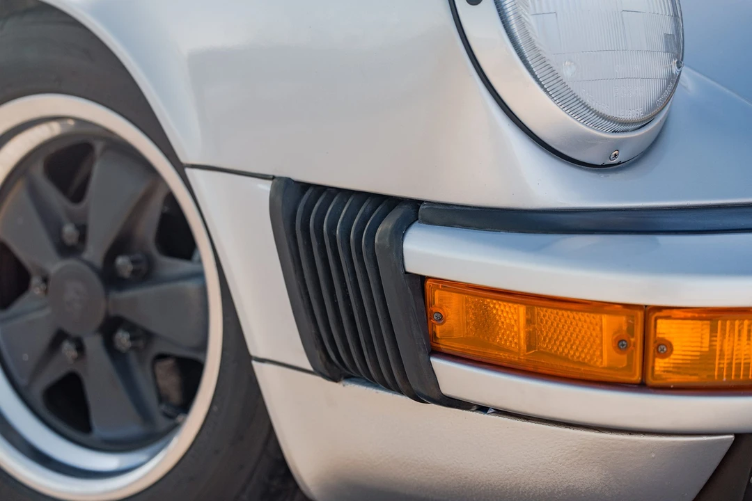 1987 Porsche 911 Carrera 3.2 - Image 17 of 31