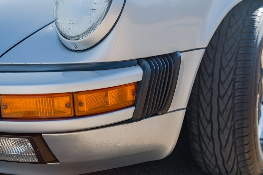 1987 Porsche 911 Carrera 3.2 - Image 18 of 31