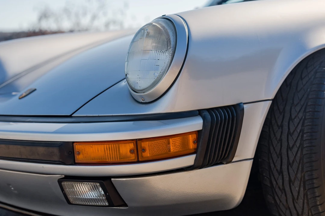 1987 Porsche 911 Carrera 3.2 - Image 22 of 31