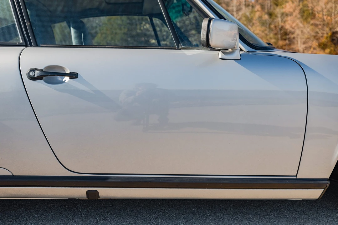 1987 Porsche 911 Carrera 3.2 - Image 30 of 31