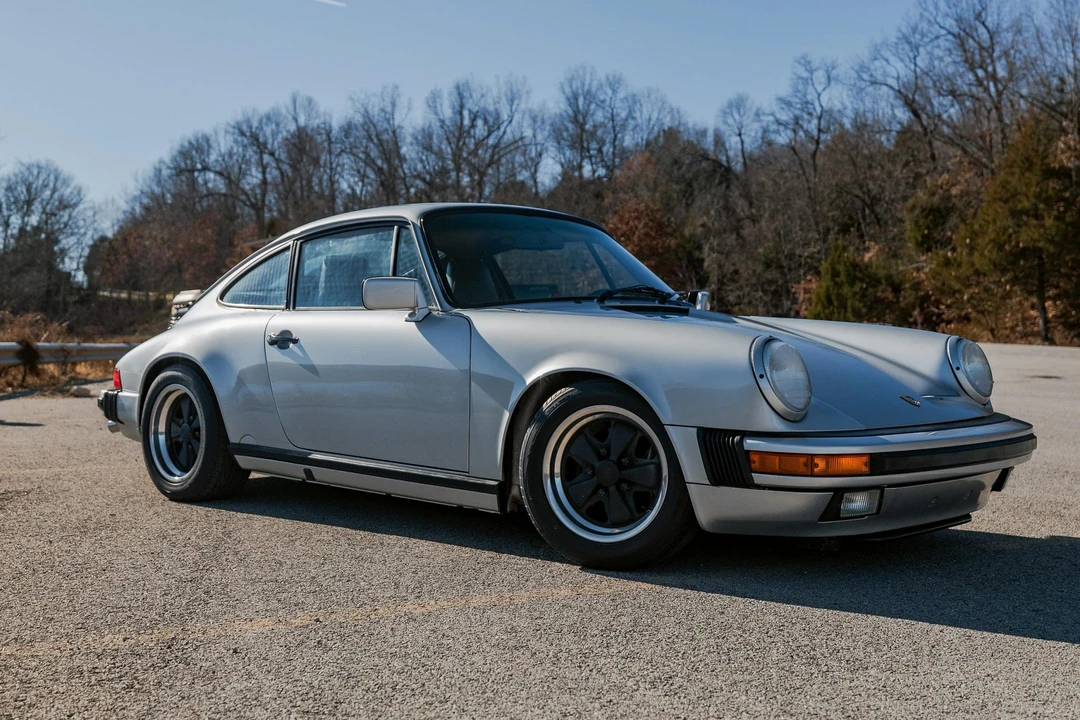 1987 Porsche 911 Carrera 3.2 - Image 2 of 31