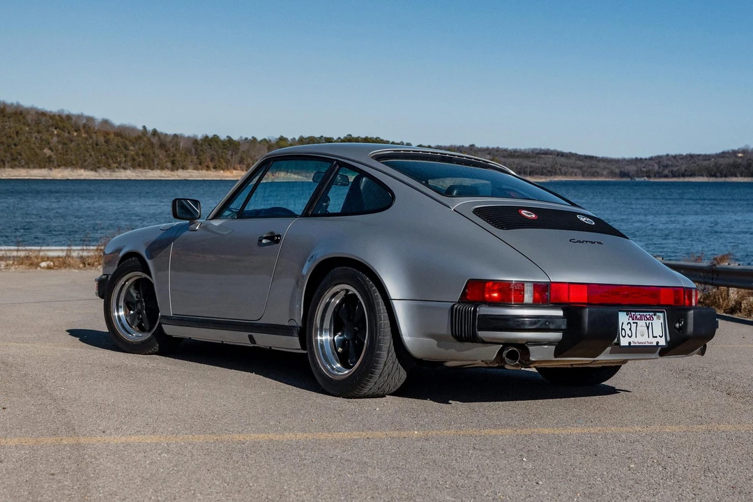 1987 Porsche 911 Carrera 3.2 - Image 7 of 31