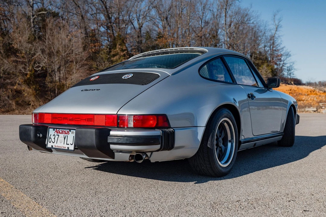 1987 Porsche 911 Carrera 3.2 - Image 12 of 31