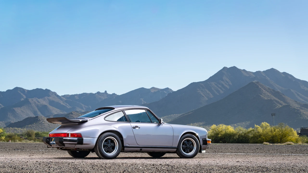 1987 Porsche 911 Carrera 3.2 - Image 18 of 31