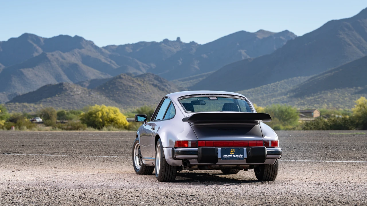 1987 Porsche 911 Carrera 3.2 - Image 25 of 31