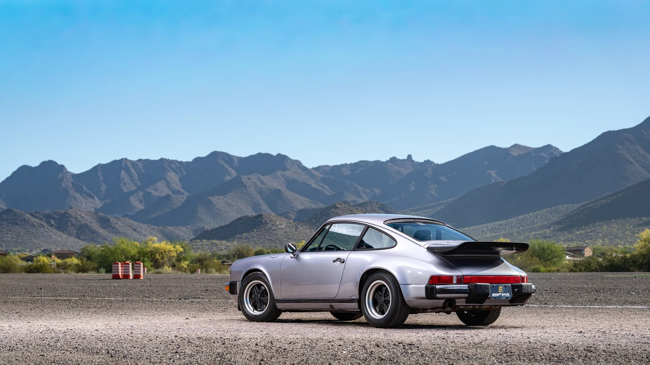 1987 Porsche 911 Carrera 3.2 - Image 26 of 31