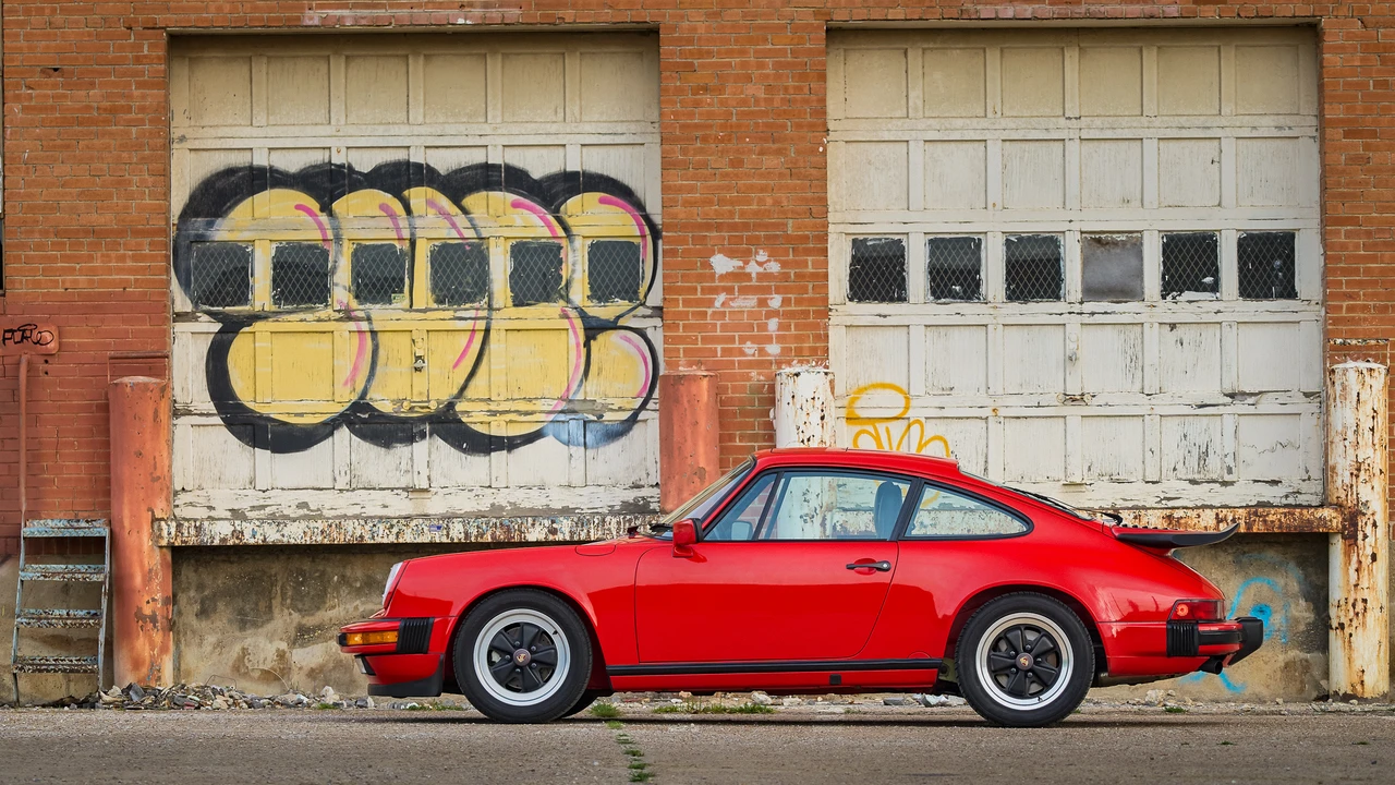 1987 Porsche 911 Carrera 3.2 - Image 26 of 31