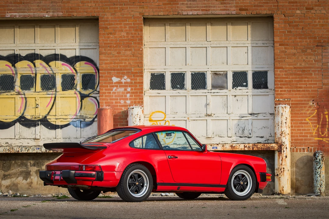 1987 Porsche 911 Carrera 3.2 - Image 19 of 31