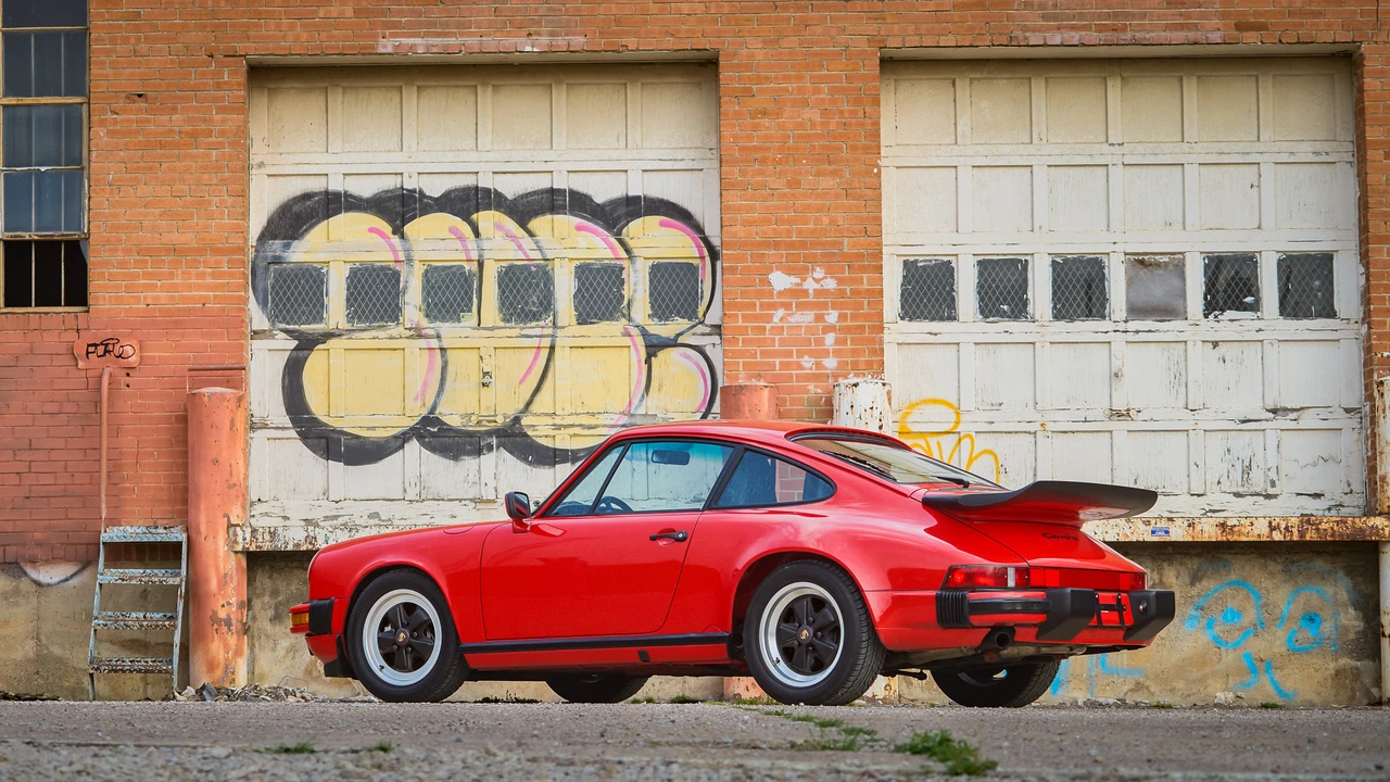 1987 Porsche 911 Carrera 3.2 - Image 25 of 31