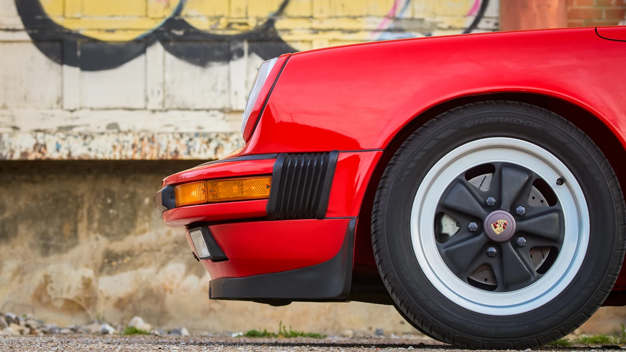 1987 Porsche 911 Carrera 3.2 - Image 27 of 31