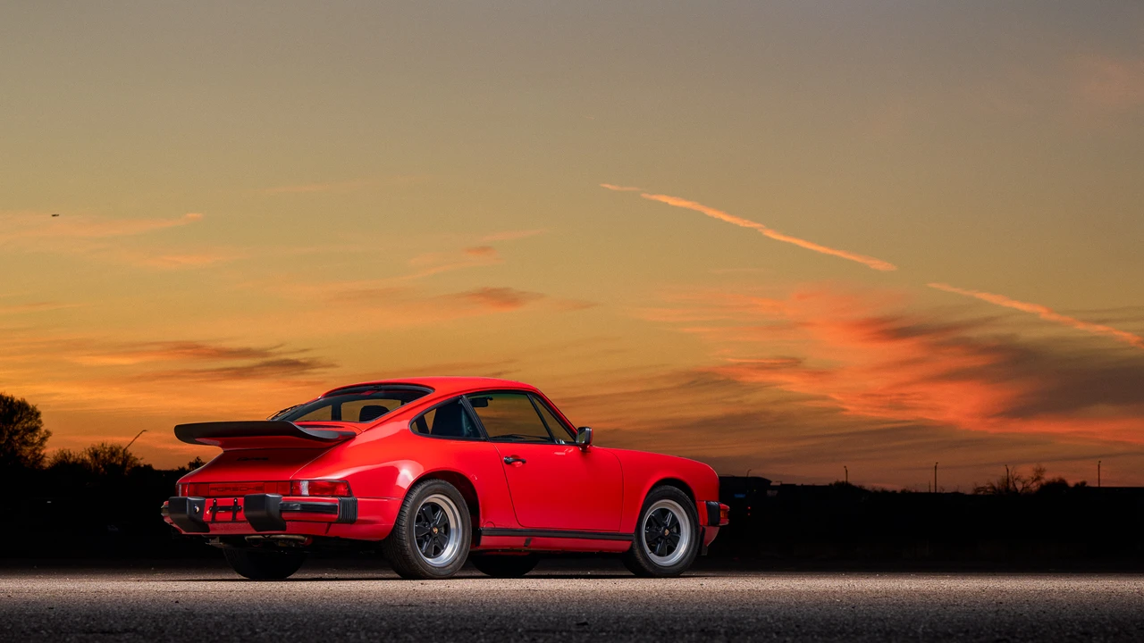 1987 Porsche 911 Carrera 3.2 - Image 13 of 31