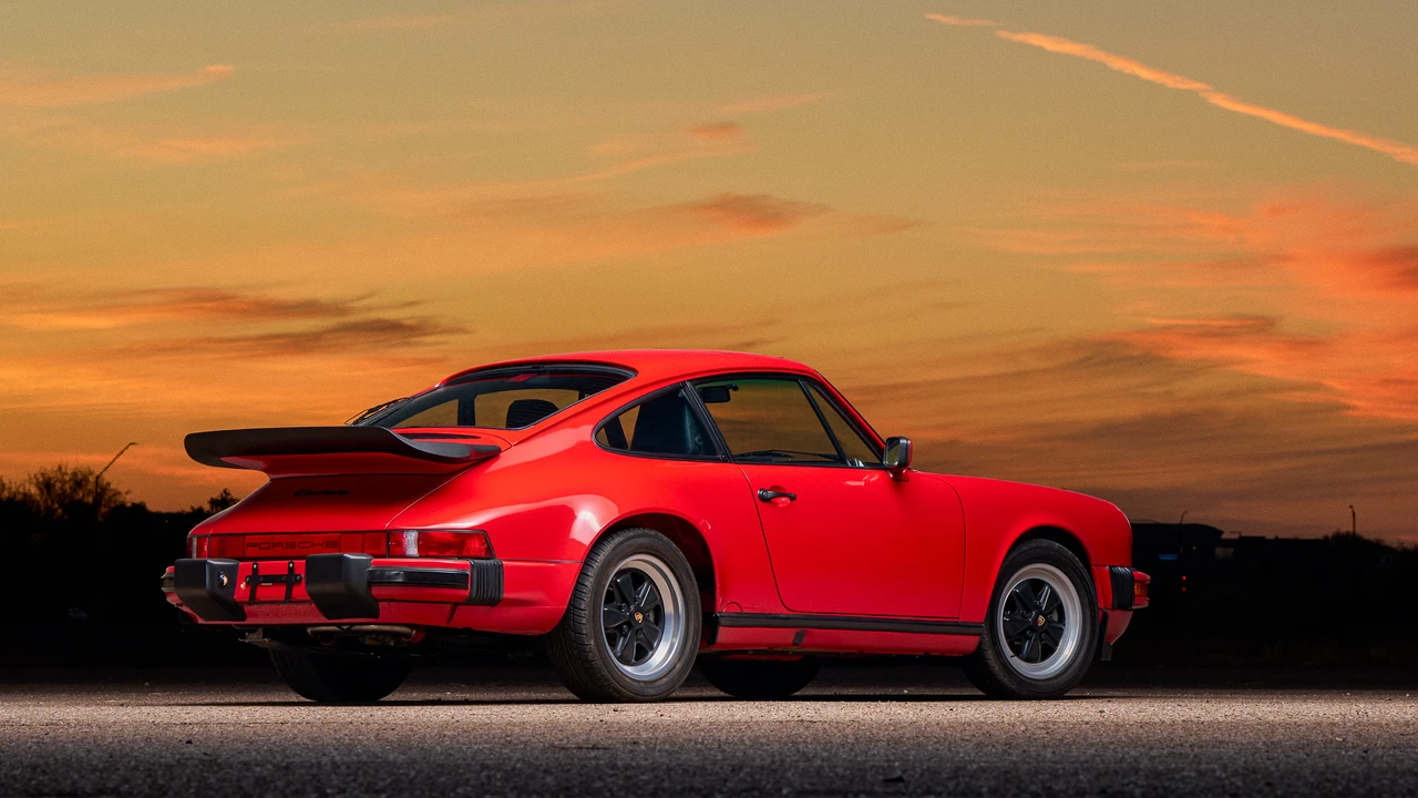 1987 Porsche 911 Carrera 3.2 - Image 14 of 31