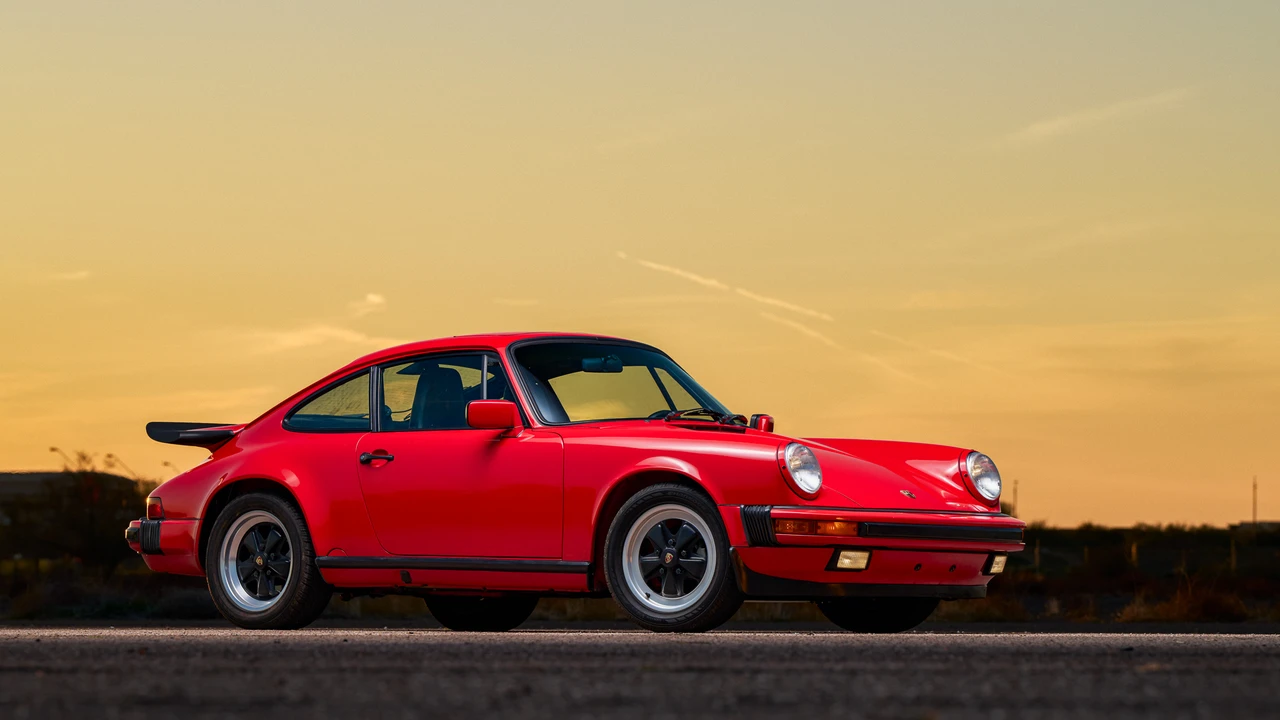 1987 Porsche 911 Carrera 3.2 - Image 10 of 31
