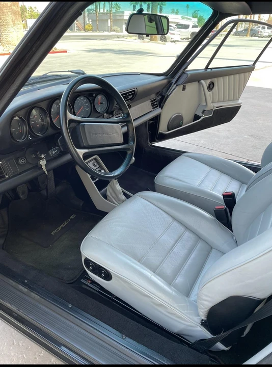 1987 Porsche 911 Carrera 3.2 - Image 27 of 31