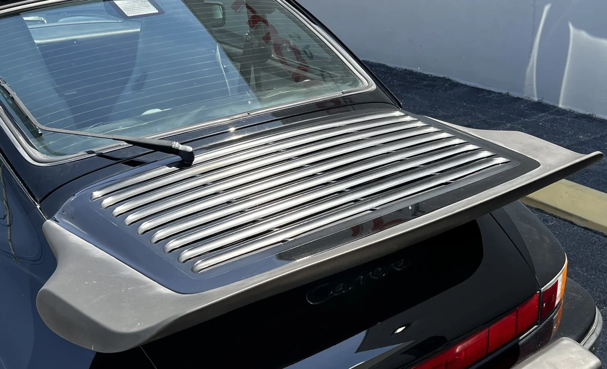 1987 Porsche 911 Carrera 3.2 - Image 28 of 31