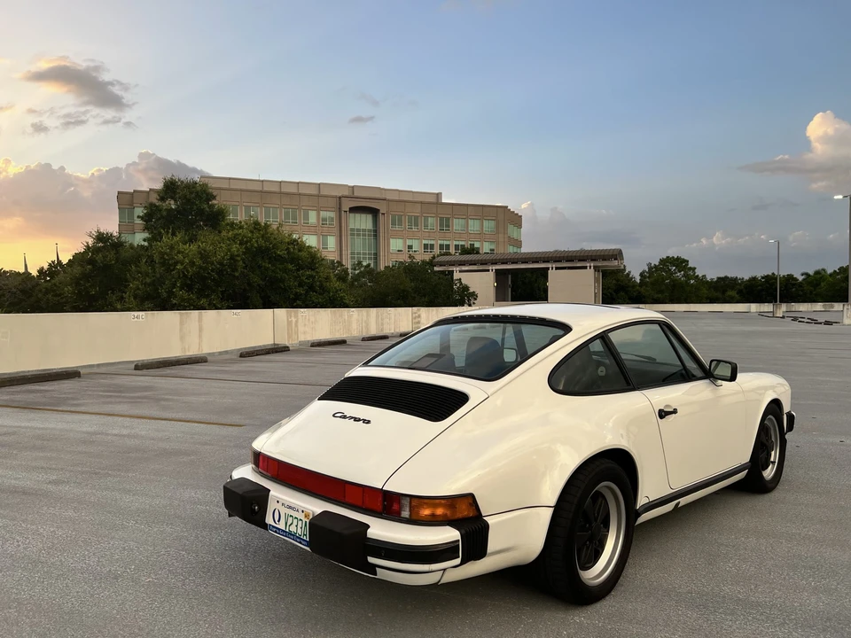 1987 Porsche 911 Carrera 3.2 - Image 27 of 31