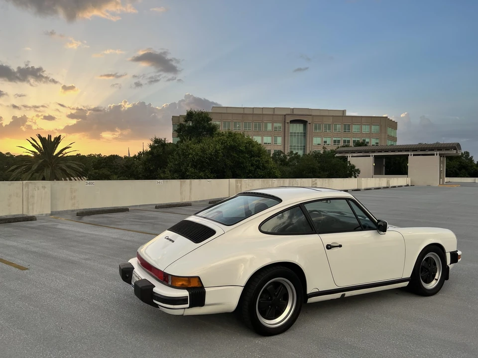 1987 Porsche 911 Carrera 3.2 - Image 30 of 31