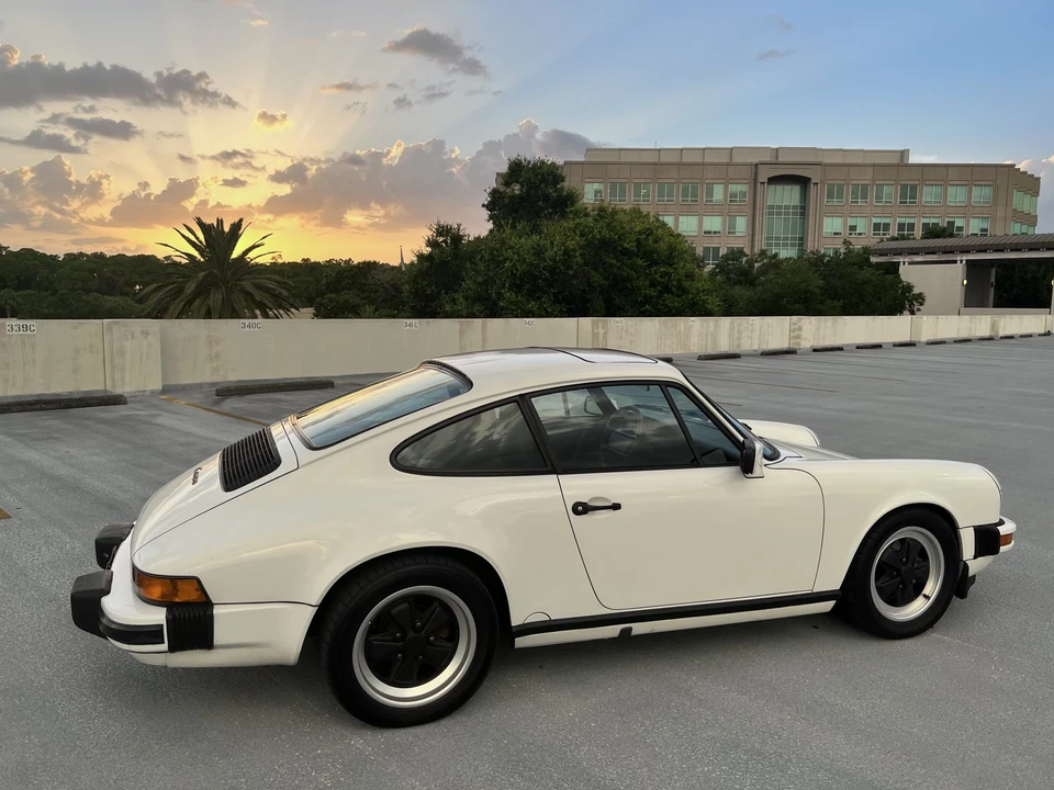 1987 Porsche 911 Carrera 3.2 - Image 26 of 31