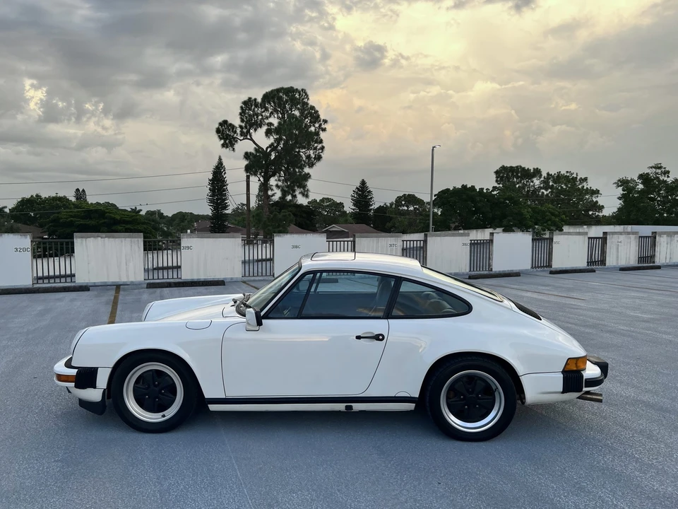 1987 Porsche 911 Carrera 3.2 - Image 9 of 31
