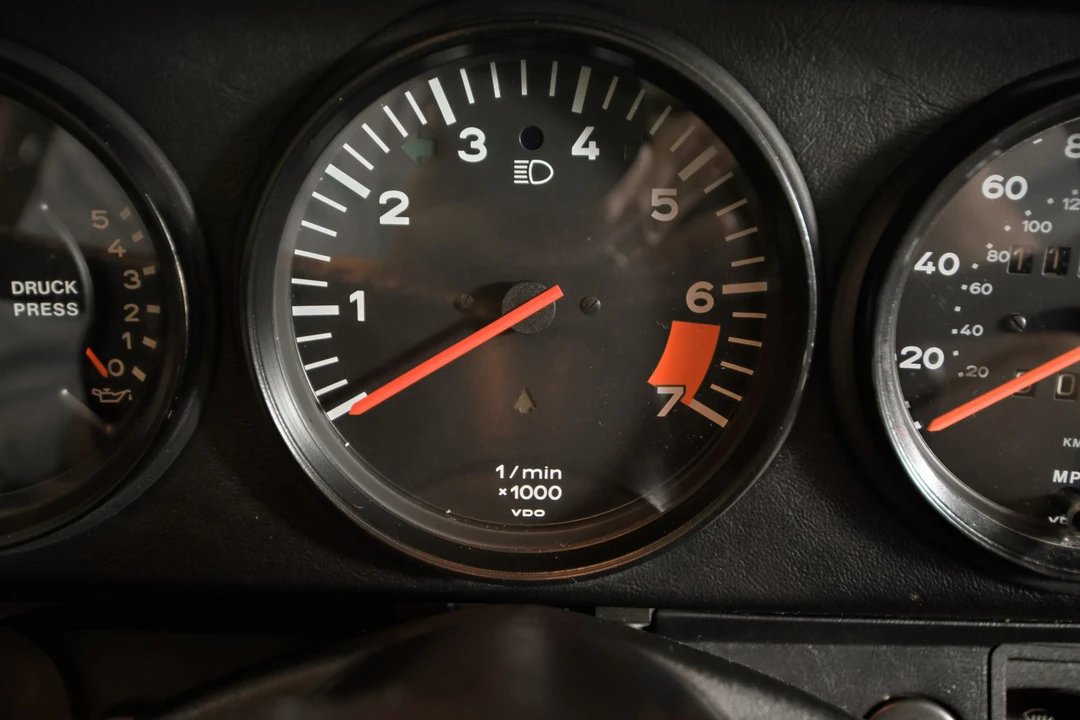 1987 Porsche 911 Carrera 3.2 - Image 30 of 31