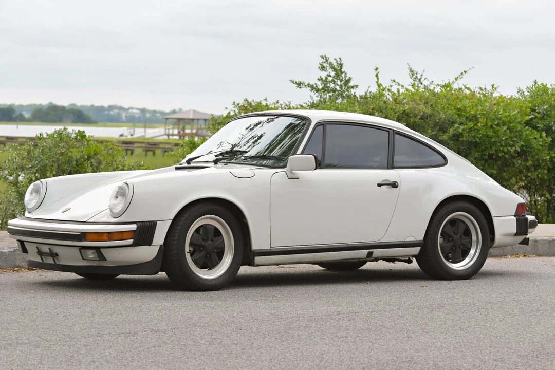 1987 Porsche 911 Carrera 3.2 - Image 2 of 31