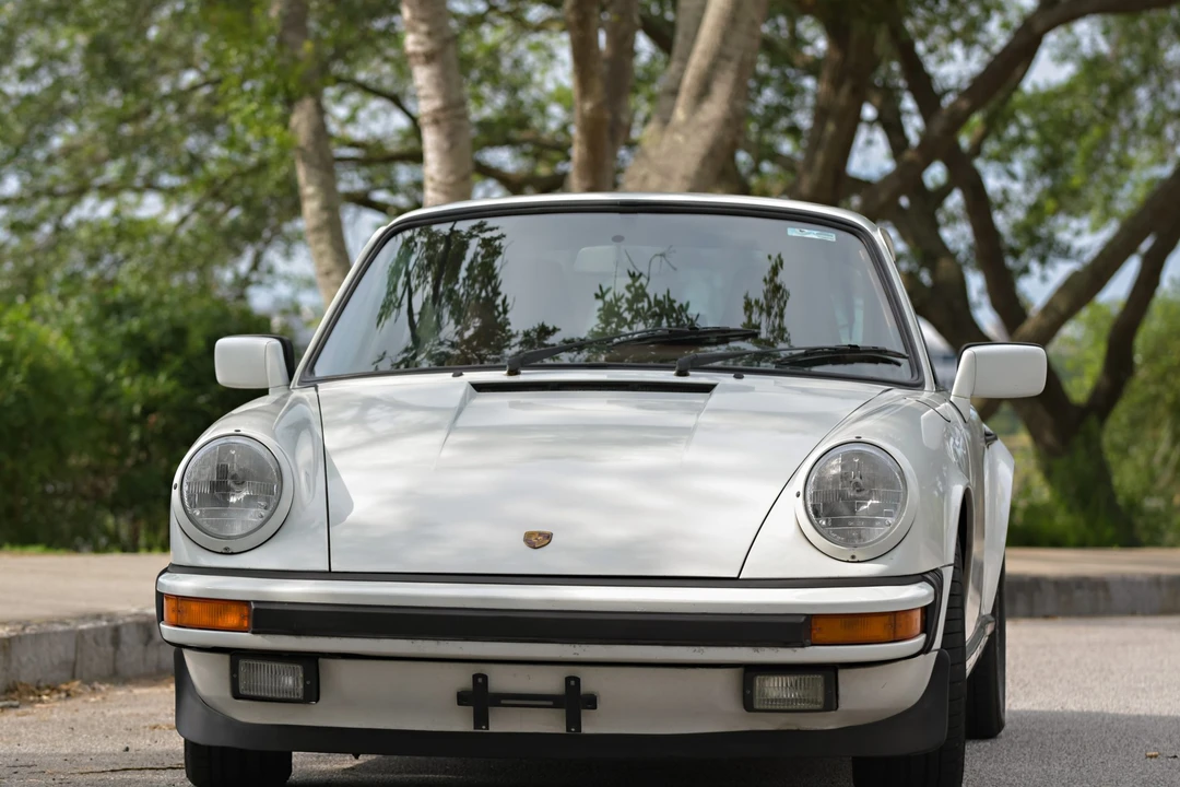 1987 Porsche 911 Carrera 3.2 - Image 8 of 31