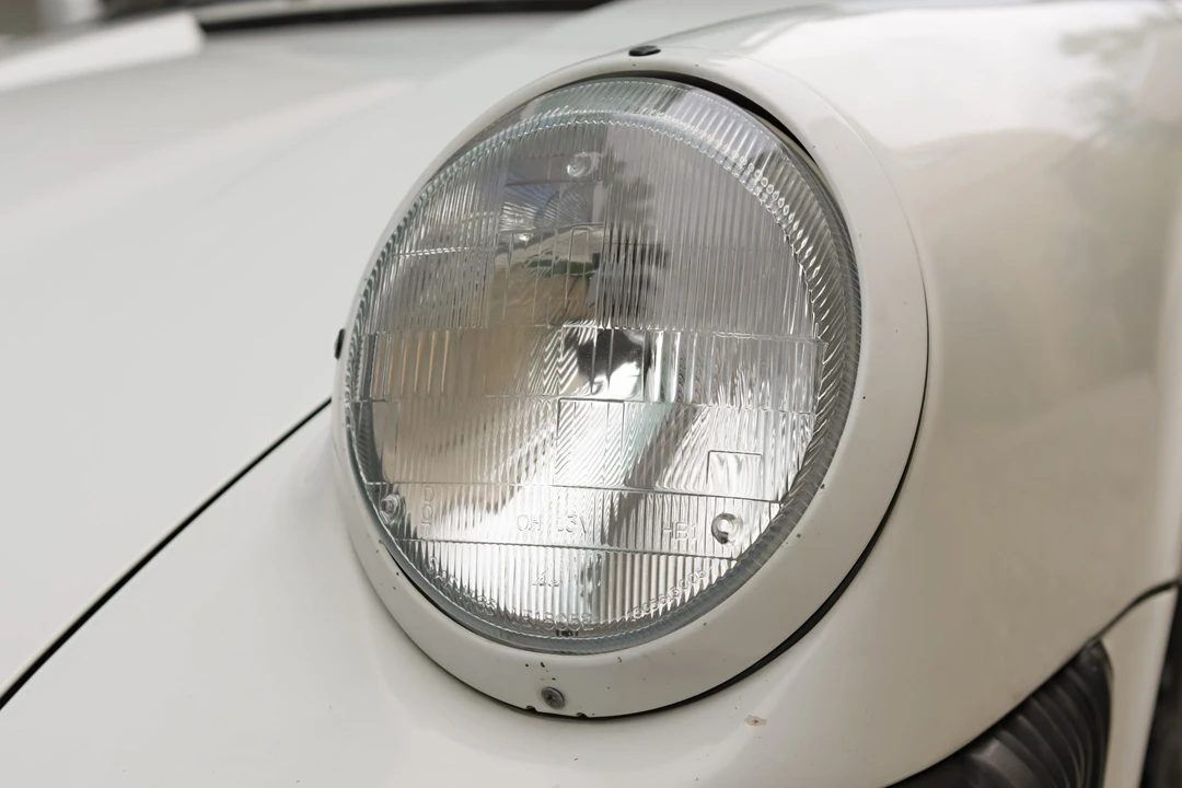 1987 Porsche 911 Carrera 3.2 - Image 12 of 31