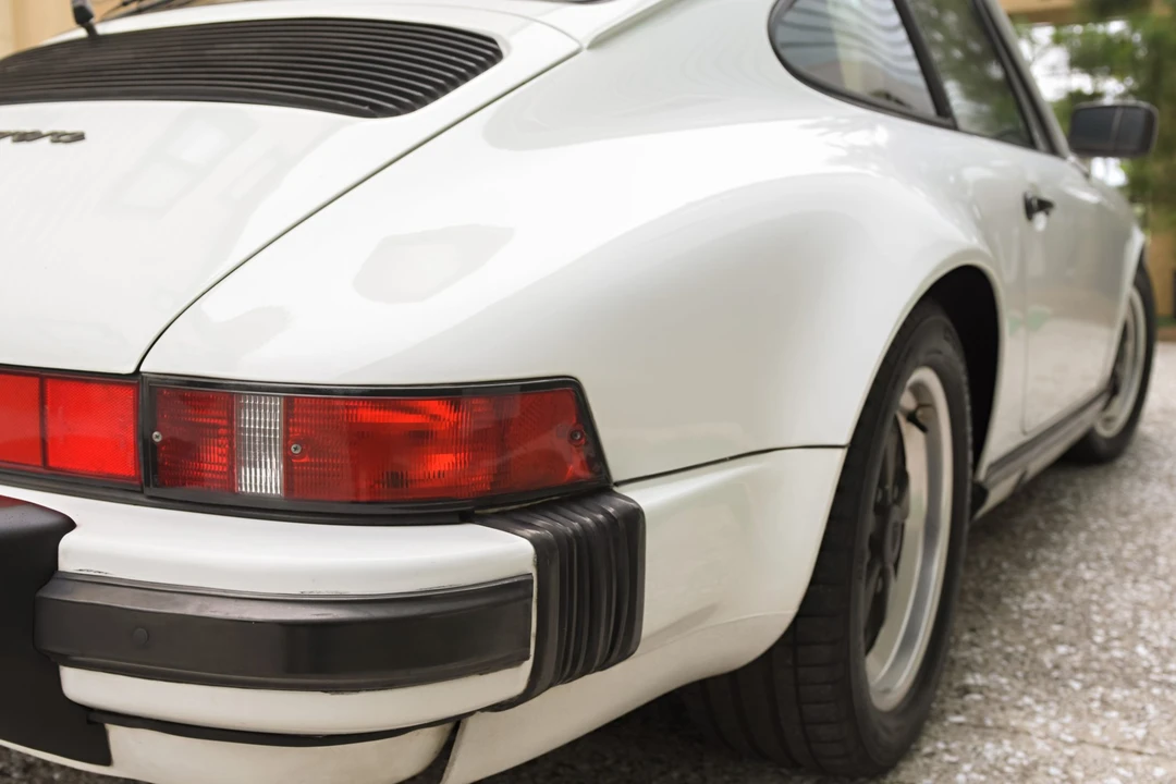 1987 Porsche 911 Carrera 3.2 - Image 20 of 31