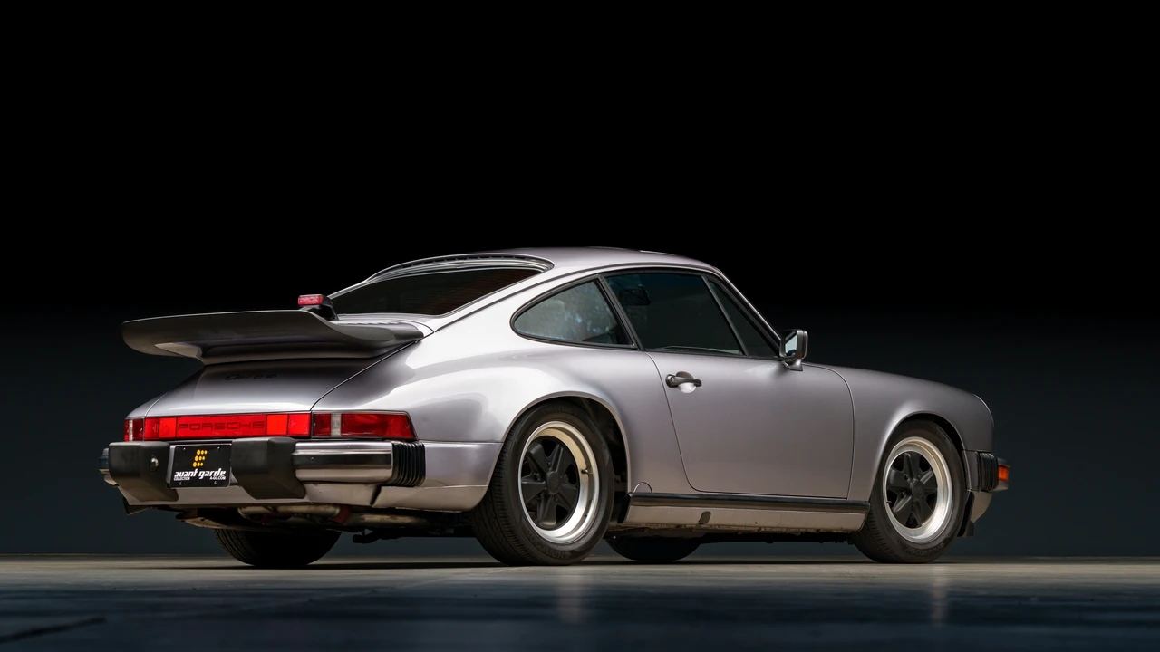 1987 Porsche 911 Carrera 3.2 - Image 17 of 31
