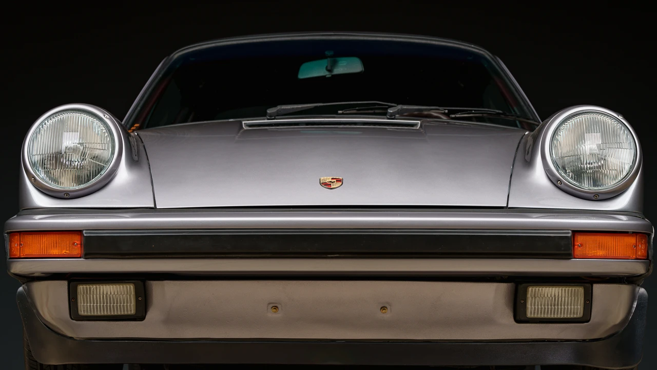 1987 Porsche 911 Carrera 3.2 - Image 25 of 31