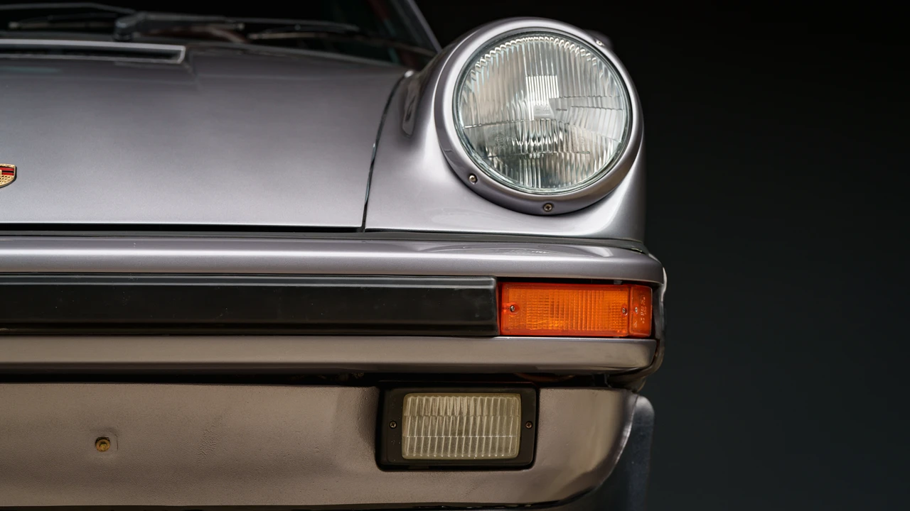 1987 Porsche 911 Carrera 3.2 - Image 27 of 31