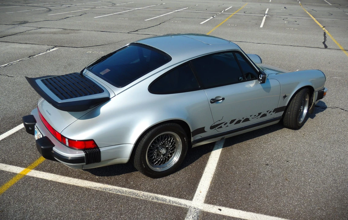 1987 Porsche 911 Carrera 3.2 - Image 7 of 31