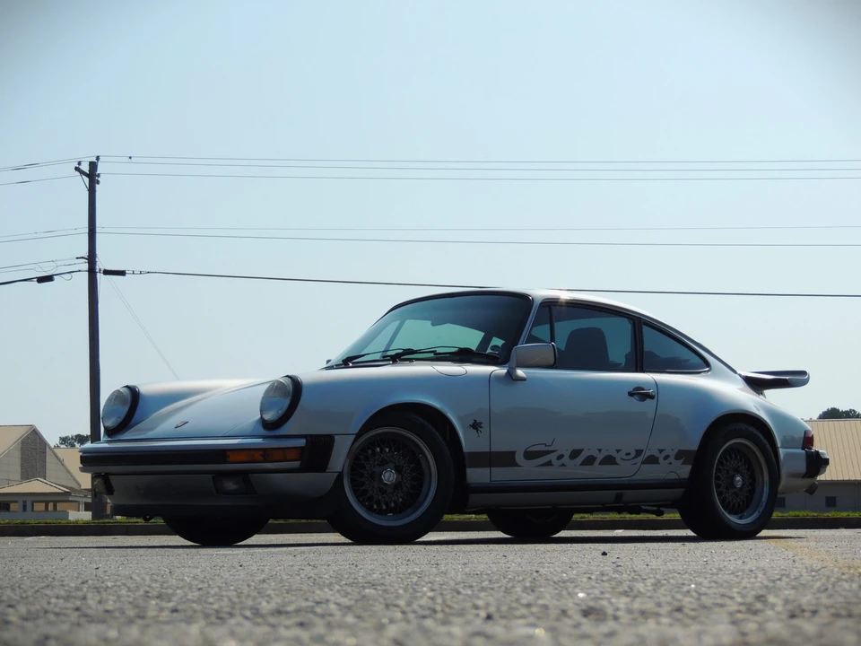 1987 Porsche 911 Carrera 3.2 - Image 17 of 31