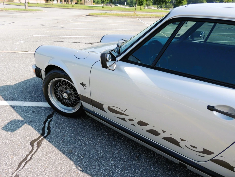 1987 Porsche 911 Carrera 3.2 - Image 24 of 31