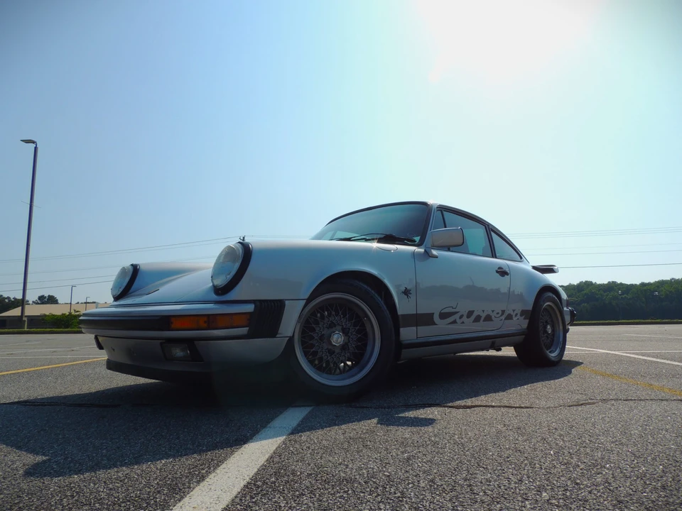1987 Porsche 911 Carrera 3.2 - Image 2 of 31