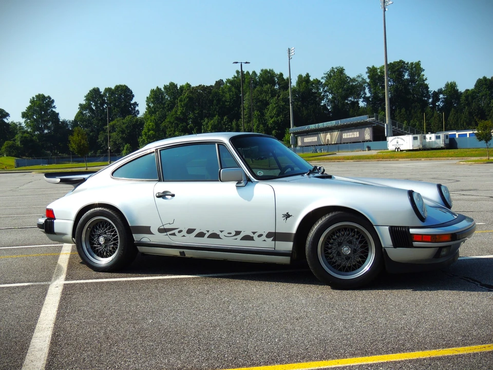 1987 Porsche 911 Carrera 3.2 - Image 13 of 31